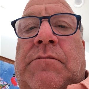 Meet your Posher, Stuart